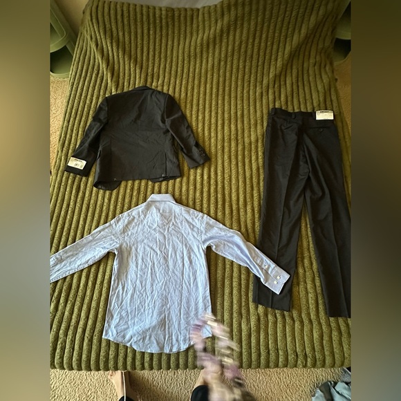 DKNY boys size 8 blazer and suit pants set 100% wool with button up shirt - Picture 7 of 10